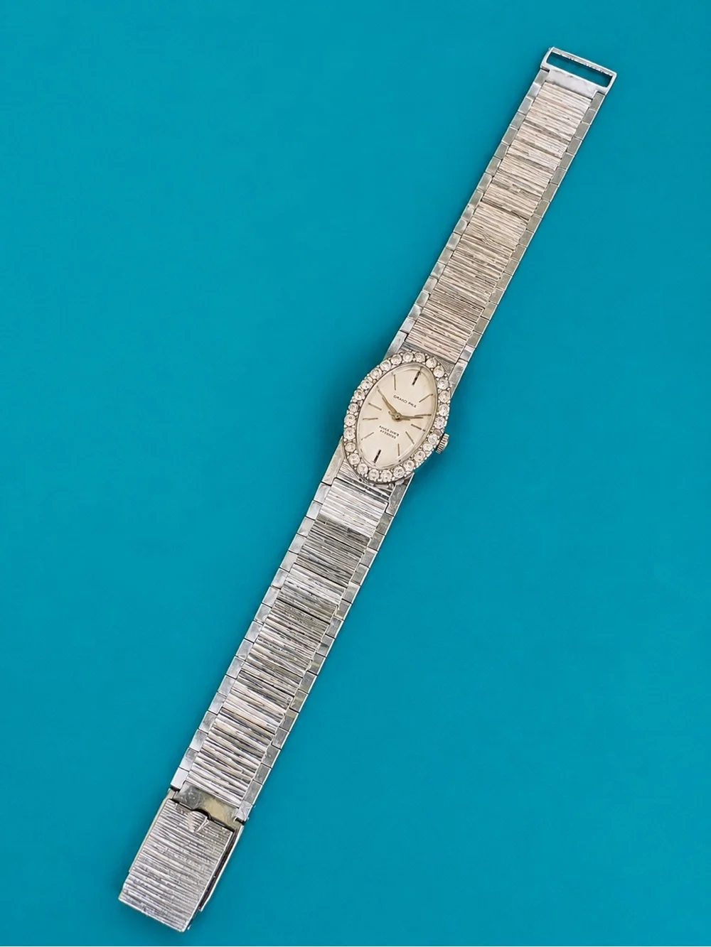 Vintage Grand Prix 17-Jewel Mechanical Ladies Cocktail Watch